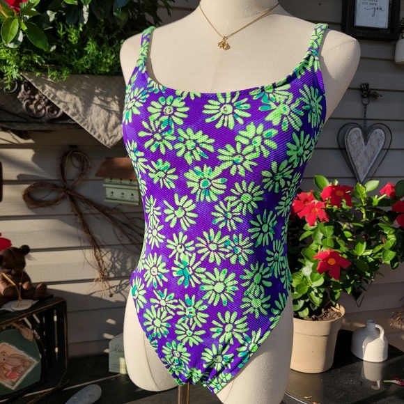 RAISINS ♡ Beautiful Vintage 1pc Purple 'n Green Floral Padded Bra Swimsuit M - Picture 7 of 17